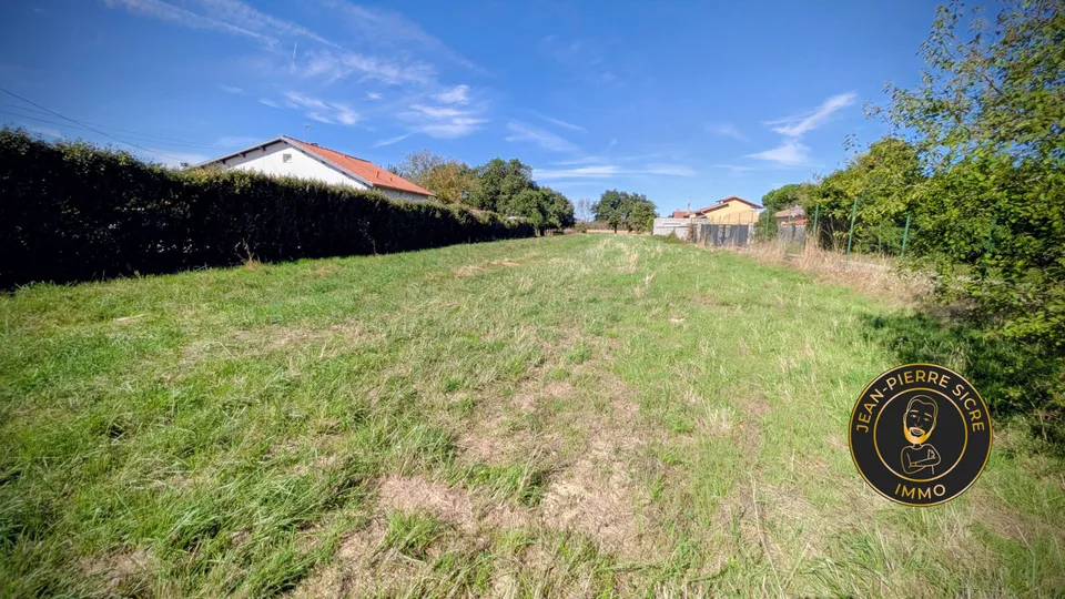 Terrain — photo 2